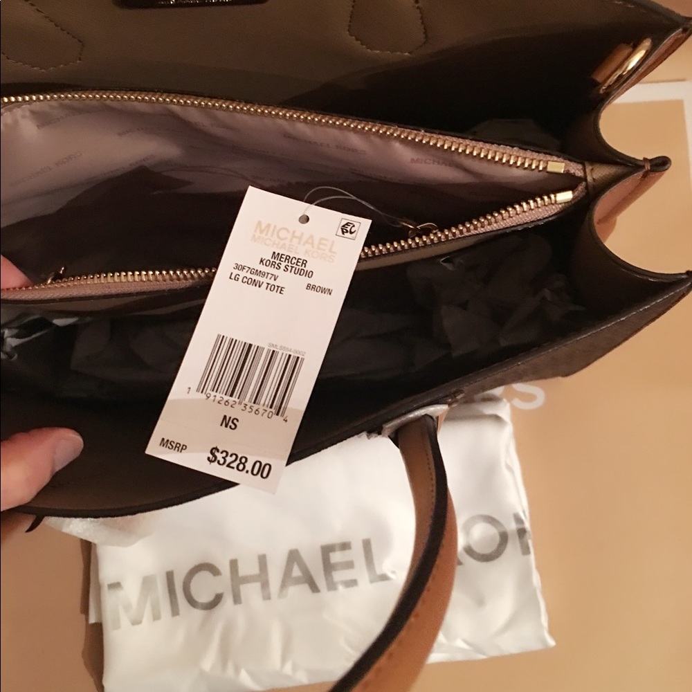 NWT LG CONV Tote - Picture 4 of 6